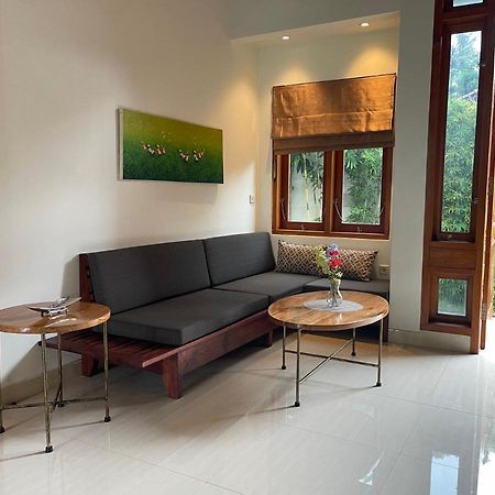 Villa Casa Shanti Deluxe Lovina Exteriör bild