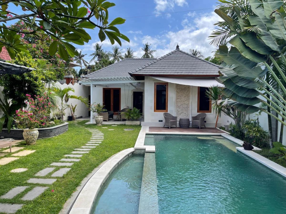 Villa Casa Shanti Deluxe Lovina Exteriör bild