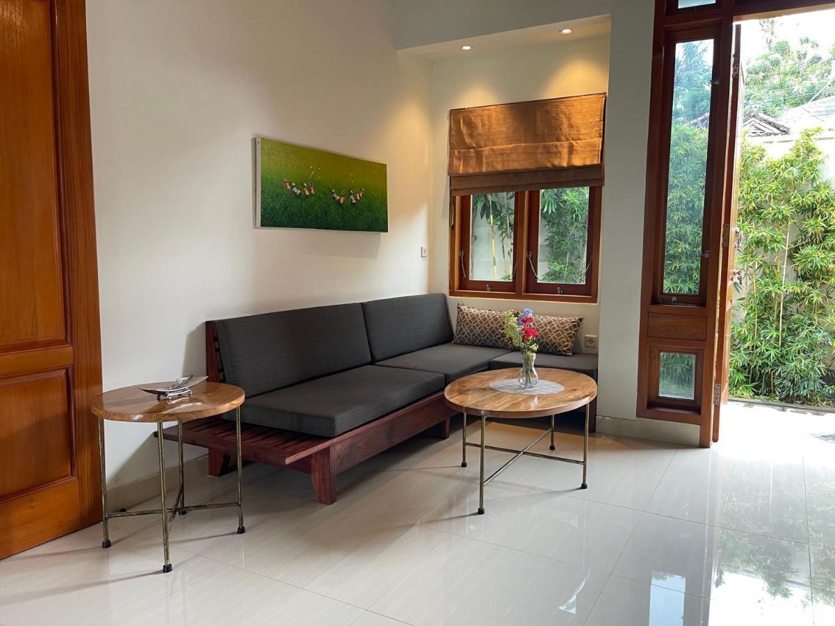 Villa Casa Shanti Deluxe Lovina Exteriör bild